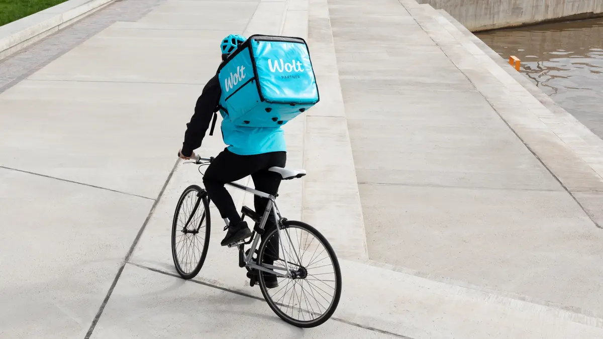 Курьер Wolt. Фото: https://blog.wolt.com Курьер Wolt. Фото: https://blog.wolt.com