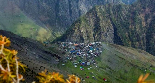 Вид на высокогорное село Хушет. Фото со страницы Минтранса Дагестана в Instagram https://www.instagram.com/p/CY34eDSIn-O/