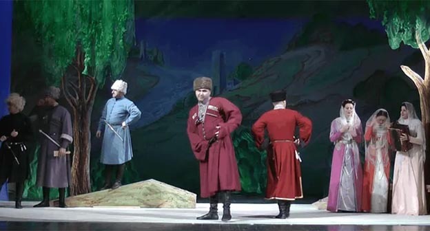 "Свадьба Цола" возвращена в репертуар осетинского театра. Фото: https://www.culture.ru/events/1624018/spektakl-svadba-cola