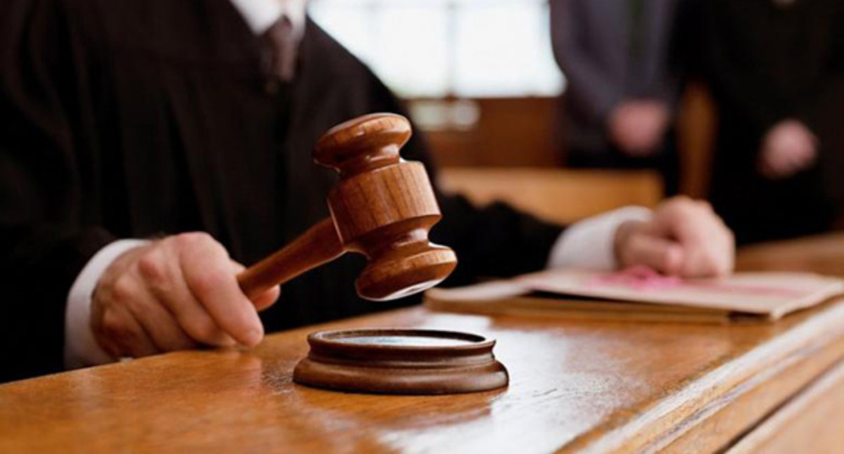 Судейский молоток. Фото: ekb-pravo.ru Судейский молоток. Фото: ekb-pravo.ru