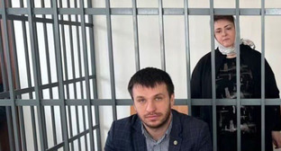 Александр Немов и Зарема Мусаева в зале суда. Фото: https://theins.ru/news/263135