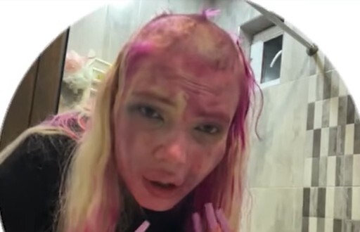 Гражданка России демонстрирует последствия мести со стороны ворвавшихся к ней домой незнакомцев за дебош в Ереване. Кадр видео со страницы Senik Muradyan в Facebook (деятельность компании Meta, которая владеет Facebook, запрещена в России). Гражданка России демонстрирует последствия мести со стороны ворвавшихся к ней домой незнакомцев за дебош в Ереване. Кадр видео со страницы Senik Muradyan в Facebook (деятельность компании Meta, которая владеет Facebook, запрещена в России).