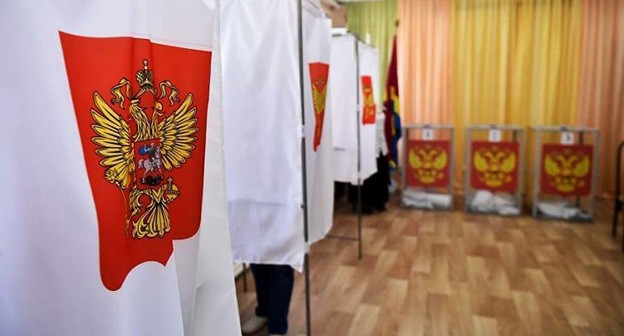 На избирательном участке. Фото: admkrai.krasnodar.ru На избирательном участке. Фото: admkrai.krasnodar.ru