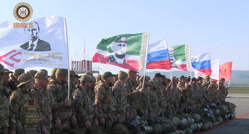 Бойцы спецназа "Ахмат". Кадр из видео в телеграм-канале главы Чечни Рамзана Кадырова https://t.me/RKadyrov_95/4635 Бойцы спецназа "Ахмат". Кадр из видео в телеграм-канале главы Чечни Рамзана Кадырова https://t.me/RKadyrov_95/4635