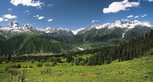 Горы Сванети. Фото: Polscience https://ru.wikipedia.org Горы Сванети. Фото: Polscience https://ru.wikipedia.org