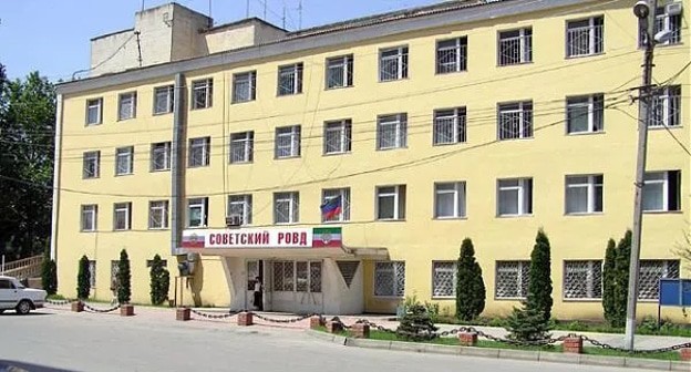 Советский РОВД, фото: riaderbent.ru Советский РОВД, фото: riaderbent.ru