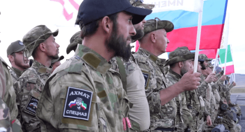 Военнослужащие в аэропорту Грозного. Стоп-кадр видео из Telegram-канала Рамзана Кадырова от 24.07.24, https://t.me/RKadyrov_95/4946 Военнослужащие в аэропорту Грозного. Стоп-кадр видео из Telegram-канала Рамзана Кадырова от 24.07.24, https://t.me/RKadyrov_95/4946