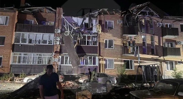 Разрушенный дом в Приморско-Ахтарске. 5 июля 2024 года. Фото Телеграм-канала "Осторожно, новости" / T.me