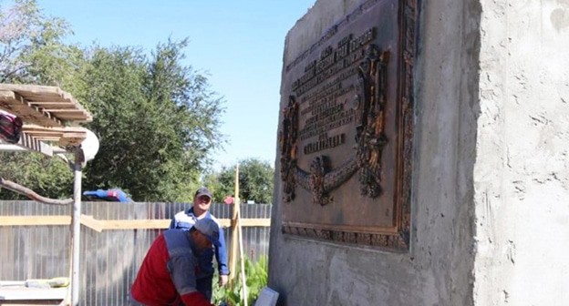 Мемориальный комплекс "Памятный знак на месте ожесточенных боев 138-й стрелковой дивизии полковника Людникова И.И. "Остров Людникова". Фото: администрация Волгограда