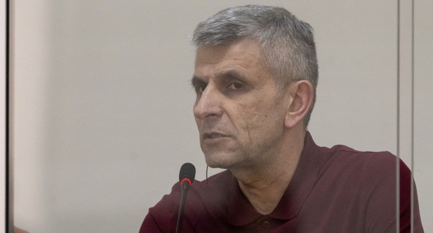 Давид Ишханян в суде. Фото: "Азертадж" azertag.az/ru/xeber/posle_antiterroristicheskoi_operacii_v_otele_davida_ishhanyana_v_xankendi_byli_obnaruzheny_oruzhie_i_boepripasy__sud-3485519