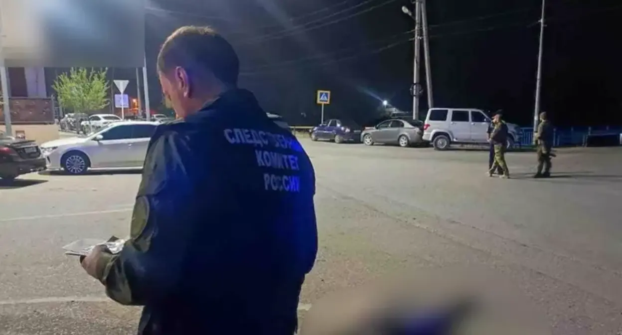 Нападение на силовиков в Ачхой-Мартане. 7 апреля 2025 г. Фото : СУ СКР по Чеченской Республике/Telegram7