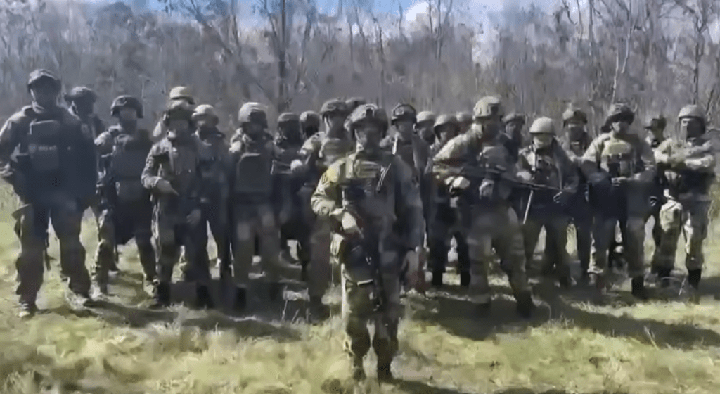 Обращение в поддержку Чермена Валиева. Стоп-кадр видео из Telegram-канала Шамиля Хадулаева от 13.04.25, https://t.me/KhadulaevShamil/10953. Обращение в поддержку Чермена Валиева. Стоп-кадр видео из Telegram-канала Шамиля Хадулаева от 13.04.25, https://t.me/KhadulaevShamil/10953.