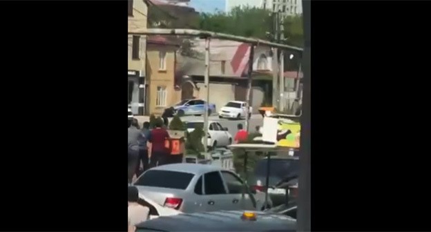 Перестрелка в Махачкале. 5 мая 2025 г. Скриншот видео https://postnews.ru/n/36945