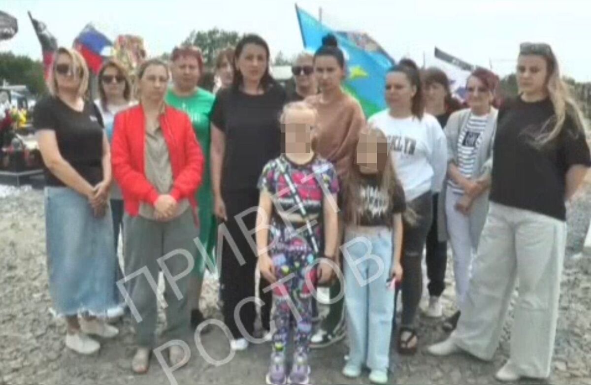 Кадр из видеообращения жителей Азова к Владимиру Путину. Скриншот видео из телеграм-канала Privet-Rostov.ru https://t.me/privet_rostov_ru/67469