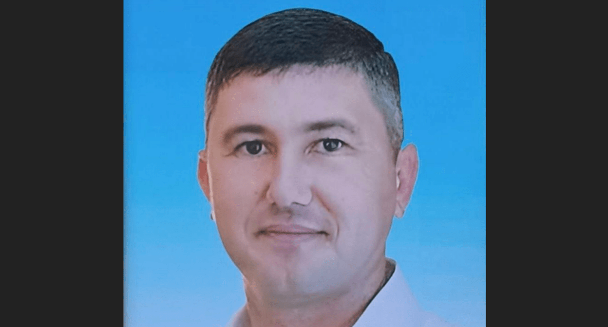 Усман Хайдаров. Скриншот фото из Telegram-канала администрации Икрянинского района от 30.05.25, https://t.me/ikradm/10881.