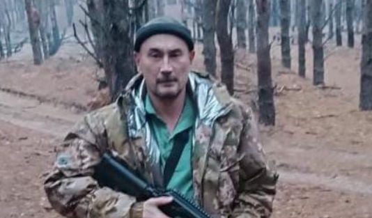 Рашид Наушаев. Скриншот фото из Telegram-канала администрации Володарского района от 13.08.25, https://t.me/regionvol/10582.