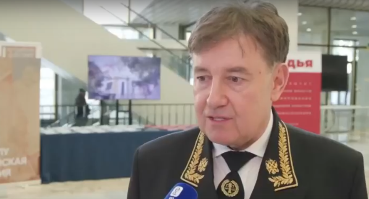 Виктор Момотов. Стоп-кадр видео журнала "Судья", https://vkvideo.ru/video-211040710_456239053?ref_domain=yastatic.net