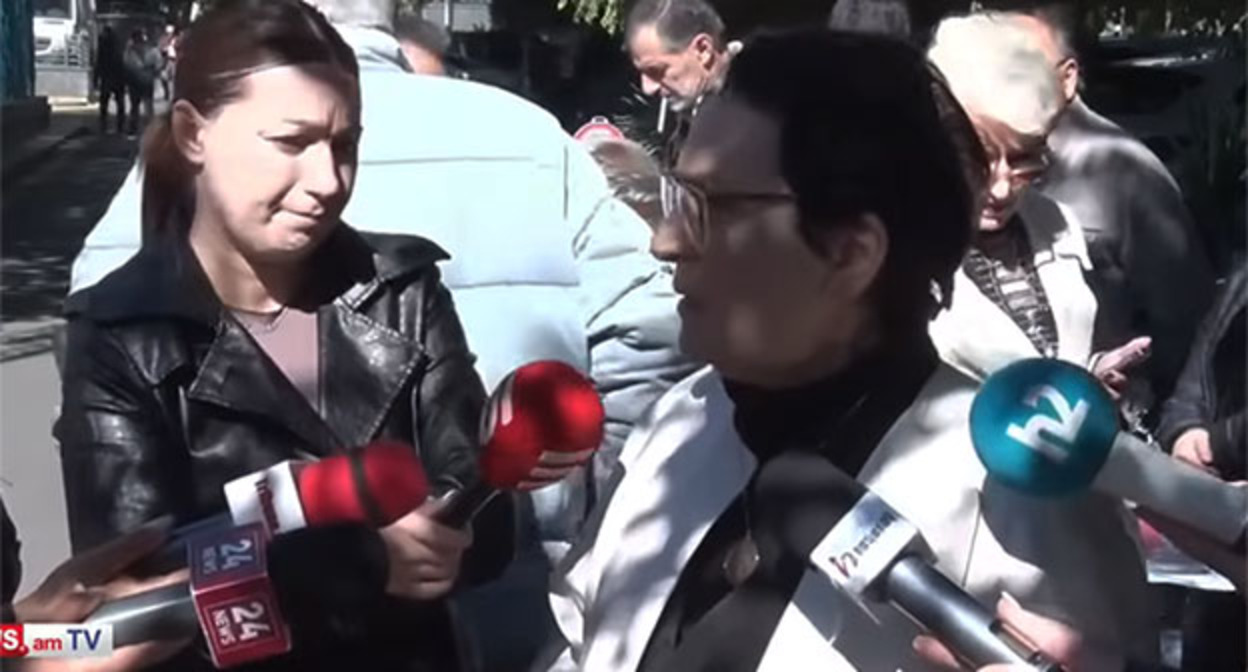 Акция в защиту Рубена Варданяна. Ереван, 14 октября 2025 г. Скриншот видео https://news.am/rus/news/909622.html