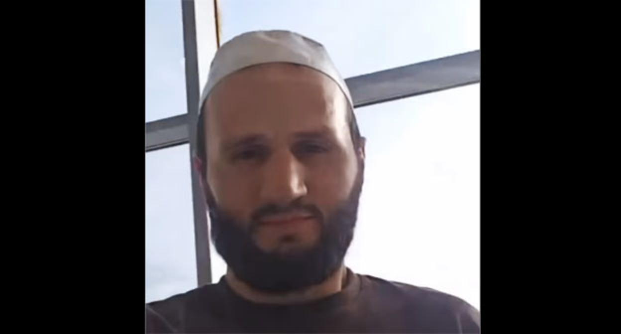 Ахмад Батлухский (Магомедов). Cкриншот видео https://www.instagram.com/reel/DQzMnTpDEVZ/ принадлежит компании Meta деятельность которой запрещена в России