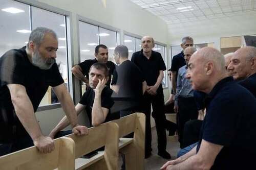 Обвиняемые в суде. Ноябрь 2025 г. Фото: https://www.kavkaz-uzel.eu/blogs/83772/posts/66484