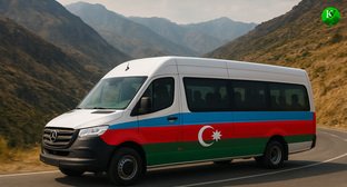 Автобус с переселенцами. Иллюстрация создана «Кавказским узлом» с помощью ИИ в программе Copilot