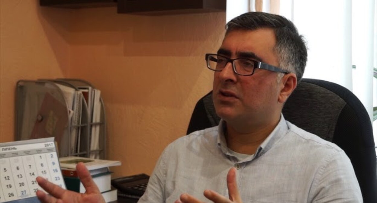 Анар Мамедли. Скриншот видео https://www.youtube.com/live/ZUaBPp6_jDI