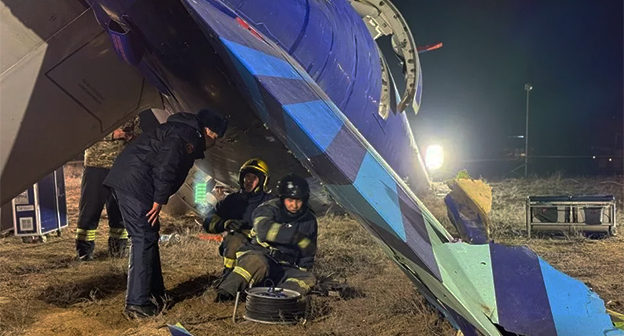 На месте крушения самолета AZAL. 25 декабря 2024 г. Фото: МЧС Республики Казахстан