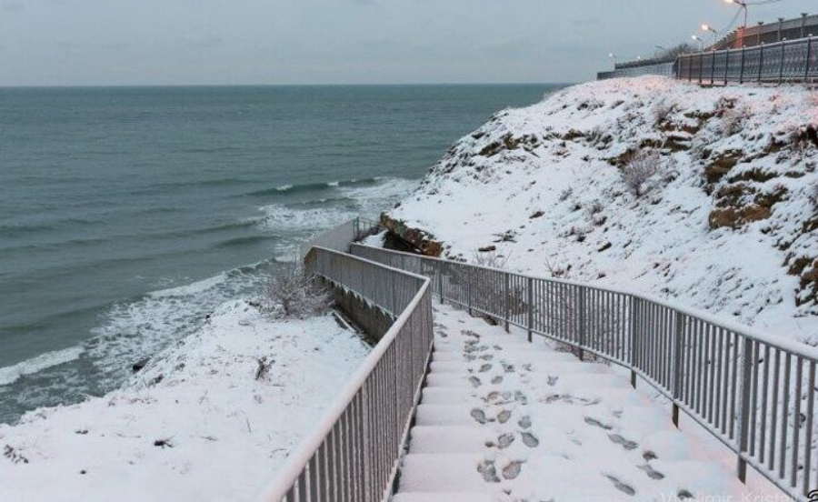 Анапа зимой. Скриншот фото из Telegram-канала "Анапа гражданская" от 17.01.26, https://t.me/anapa_grazhdan/13800. 