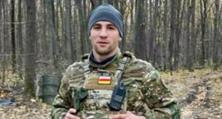 Ахсар Кесаев. Скриншот фото из Telegram-канала администрации Дигорского района от 13.02.26, https://t.me/amsdigorskiyrayon/8047.