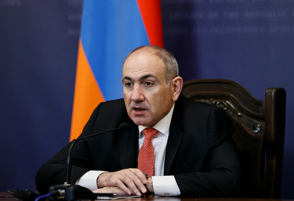 Никол Пашинян. Фото: Report https://report.az/ru/v-regione/pashinyan-kriminogennaya-obstanovka-v-armii-strany-sledstvie-otsutstviya-ideologii