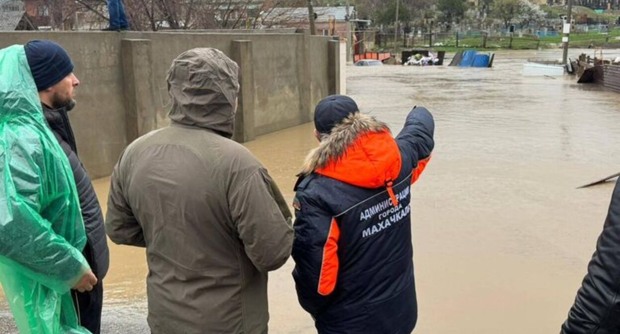 Наводнение в Махачкале. Скриншот видео https://ria.ru/20260328/dagestan-2083516610.html