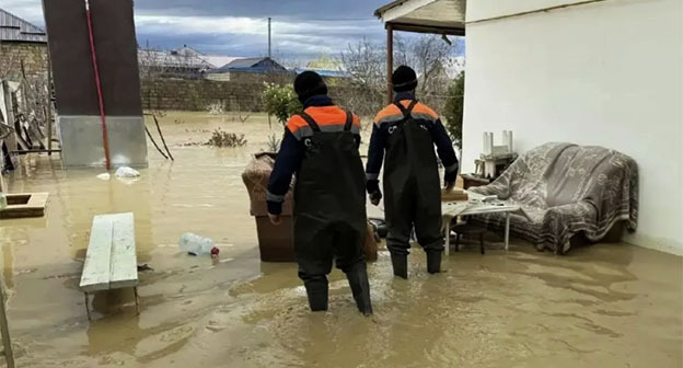 Наводнение в Дагестане. Фото: МЧС Дагестана/MAX Наводнение в Дагестане. Фото: МЧС Дагестана/MAX