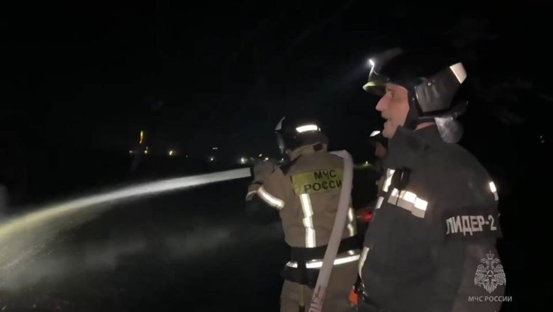 Тушение пожара на магистральном газопроводе Моздок-Казимагомед. Фото: МЧС России Тушение пожара на магистральном газопроводе Моздок-Казимагомед. Фото: МЧС России