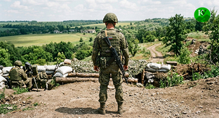 Военнослужащий. Иллюстрация создана "Кавказским узлом" при помощи ИИ в программе Copilot
