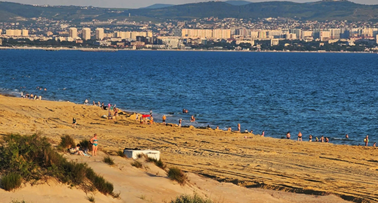 Пляж в Анапе. Фото: Юрий Озаровский https://vk.com/seaoz Пляж в Анапе. Фото: Юрий Озаровский https://vk.com/seaoz