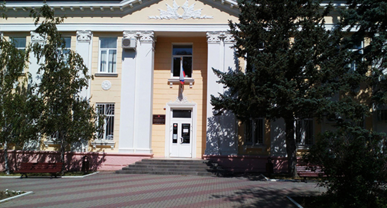 Геленджикский городской суд Краснодарского края. Фото: https://pravo-krasnodar.ru/ Геленджикский городской суд Краснодарского края. Фото: https://pravo-krasnodar.ru/