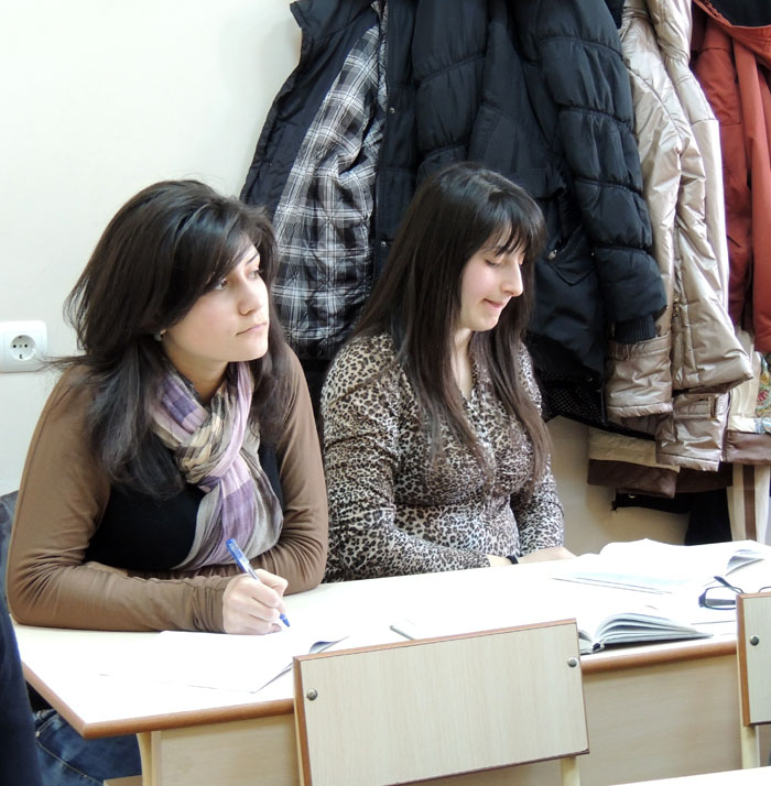 Марьям и Карина. Марьям и Карина.