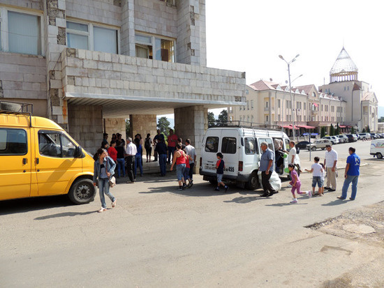 Загружаемся в машины. Загружаемся в машины.