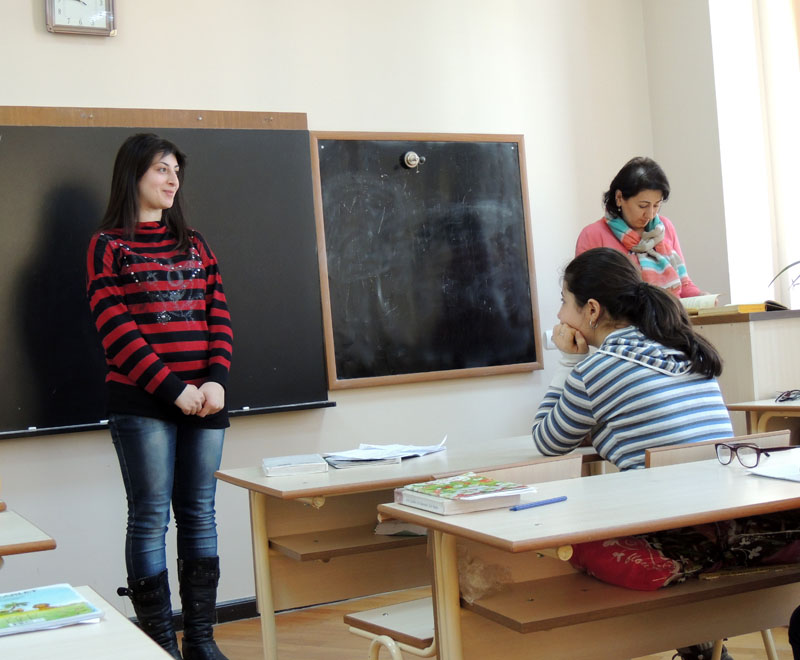 Карина декламирует стихи Брюсова "Любовь". Карина декламирует стихи Брюсова "Любовь".