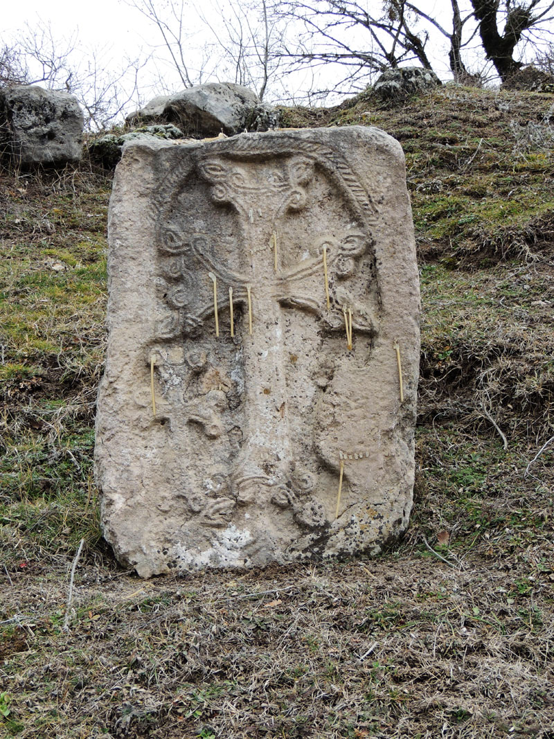 Хачкары Нагорного Карабаха. с.Кичан Мардакертского района. Хачкары Нагорного Карабаха. с.Кичан Мардакертского района.