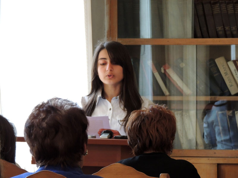 Кристина Арутюнян, ученица 9 класса школы №7 г.Степанакерта Кристина Арутюнян, ученица 9 класса школы №7 г.Степанакерта