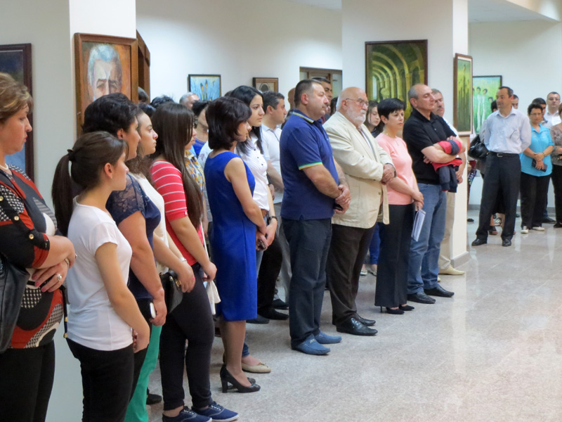 Президент НКР Бако Саакян и другие официальные лица присутствовали на меропритяии. Президент НКР Бако Саакян и другие официальные лица присутствовали на меропритяии.