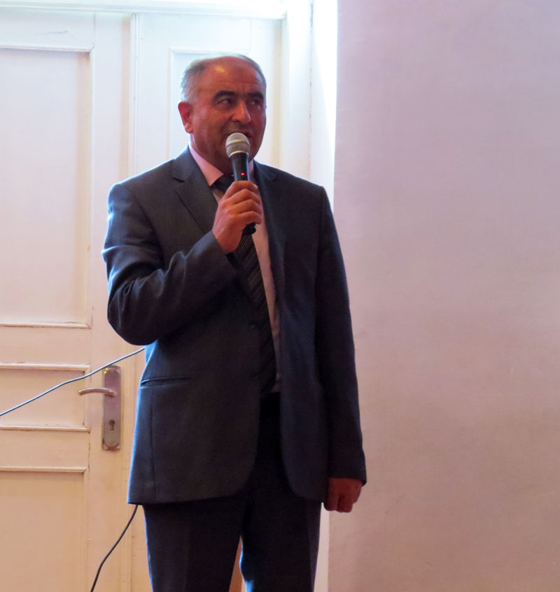 Шаген Агабабян, зав. районным отделом народного образования Аскеранского района. Шаген Агабабян, зав. районным отделом народного образования Аскеранского района.