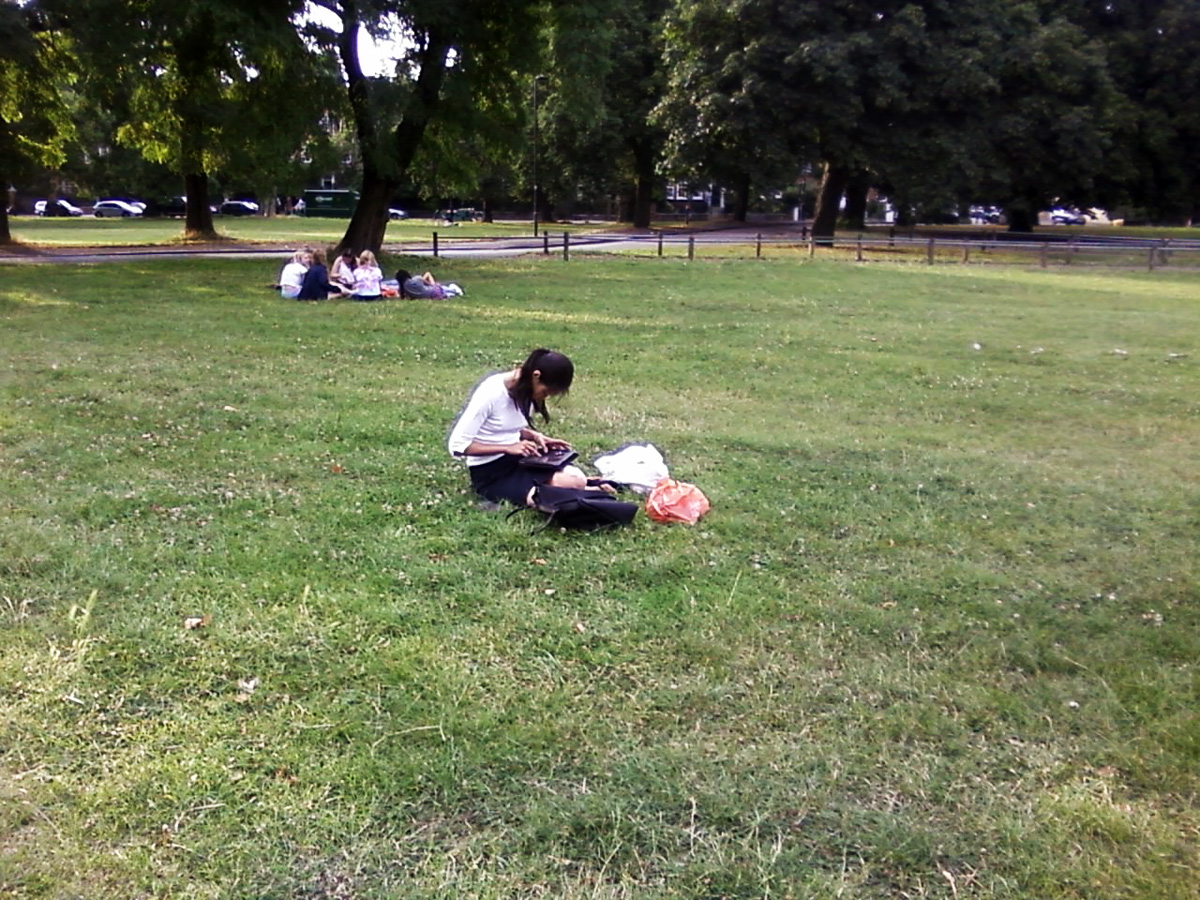 А можно и на компе поработать. А можно и на компе поработать.