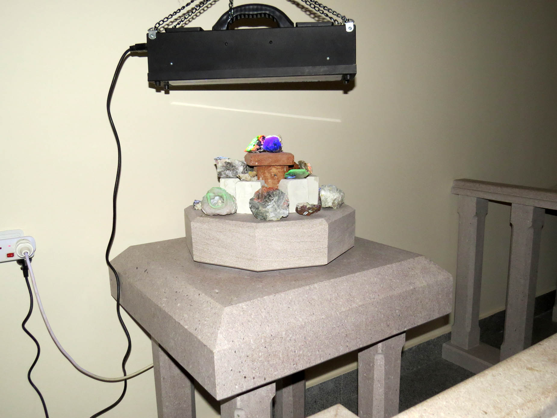 Прибор диагностики для определения минералов, в особенности для обнаружения месторождения нефти. До включения. Прибор диагностики для определения минералов, в особенности для обнаружения месторождения нефти. До включения.