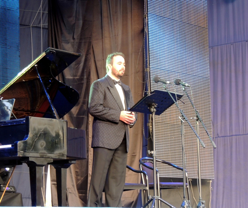 Баритон Давид Бабаянц. Баритон Давид Бабаянц.