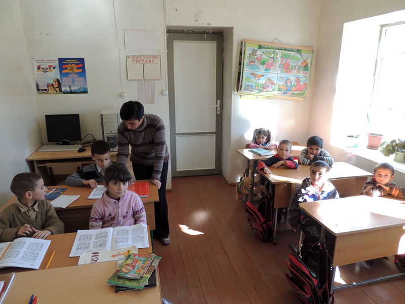 Диана Мкртумян, объединённый 1 и 3 класс. Диана Мкртумян, объединённый 1 и 3 класс.