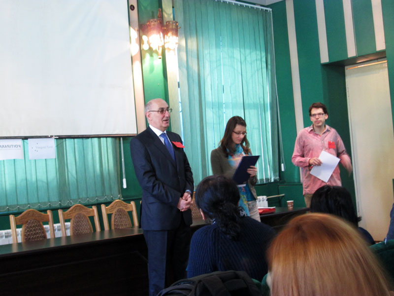 Cотрудник грузинской НПО «Абхазинтеркон» Арчил Элбакидзе. Открытие мероприятия.