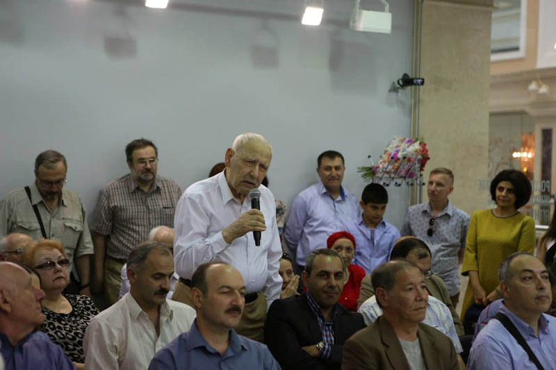 Вопрос автору из зала. Вопрос автору из зала.