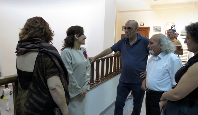 Лилит Сафарян с Артуром Григоряном, копозитором (третий слева)